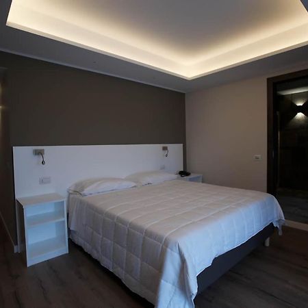 Onorati Hotel Priverno Exterior foto